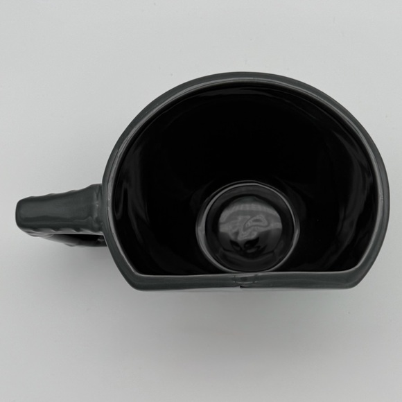 Legend of Zelda Paladone Zelda Triforce Hylian Shield 2015 Mug - Picture 3 of 3